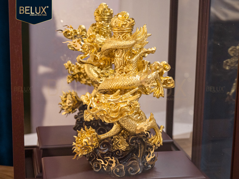 Tượng Rồng quấn cột dát vàng 24k&nbsp;36x28x17cm